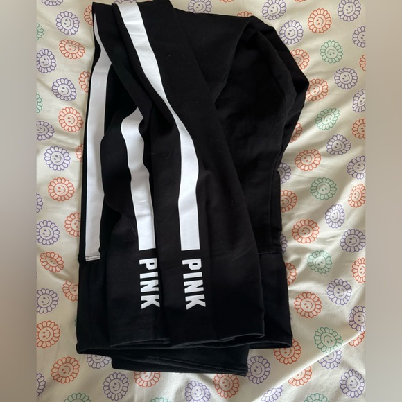 XXL Pink VS Leggings black with write stripes - Picture 3 of 4